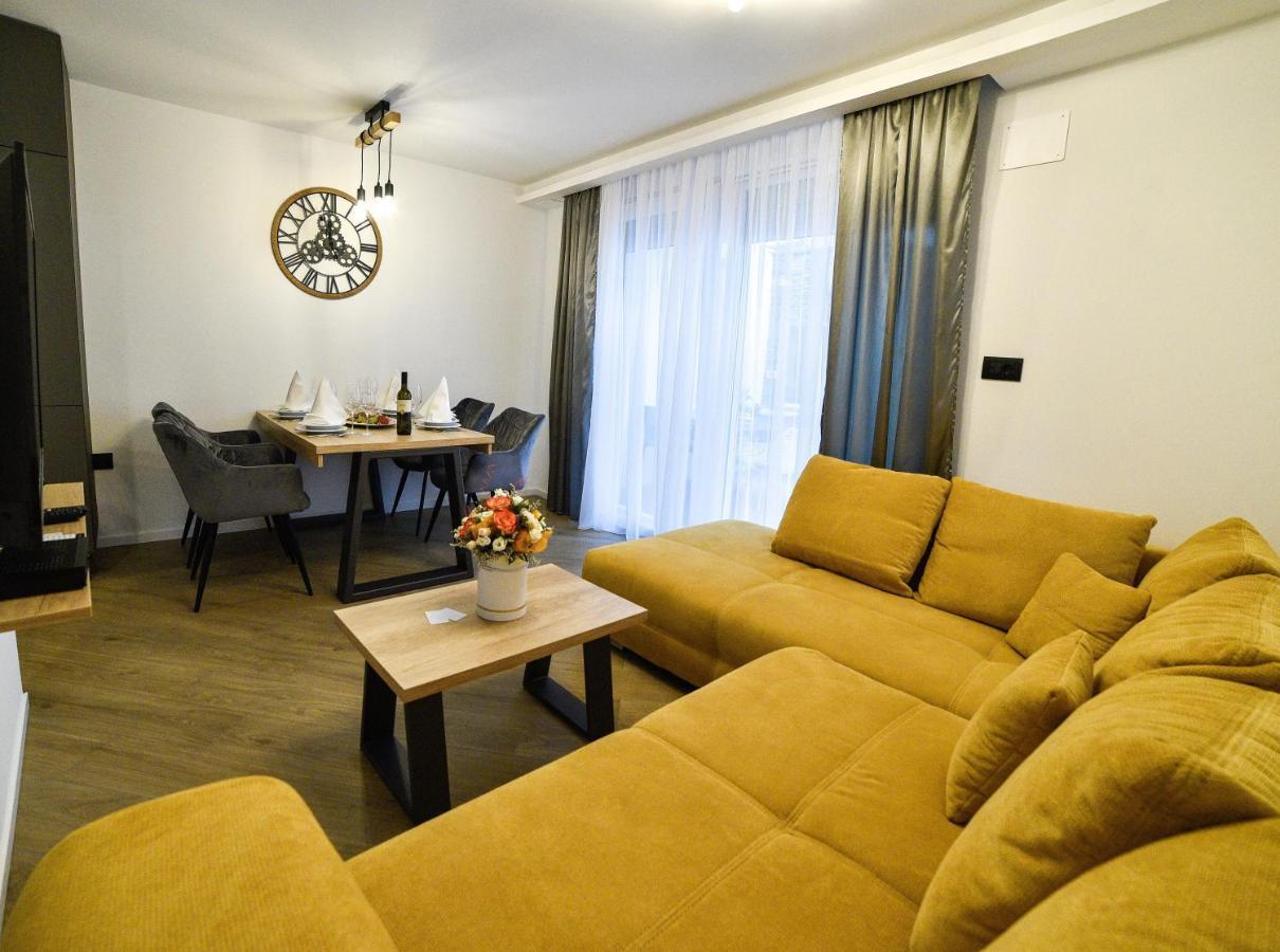 Luxury Apartment Knezovic Синь Экстерьер фото