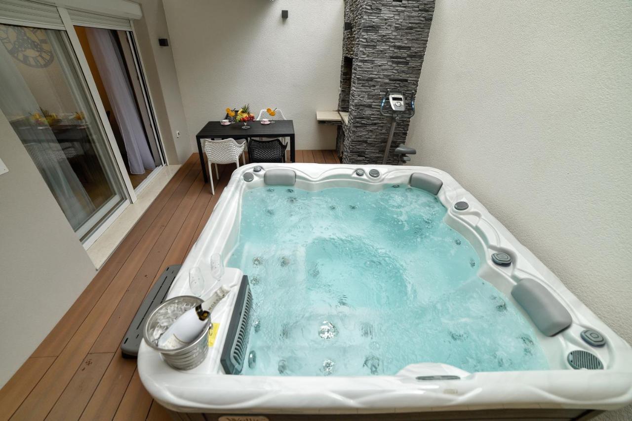 Luxury Apartment Knezovic Синь Экстерьер фото